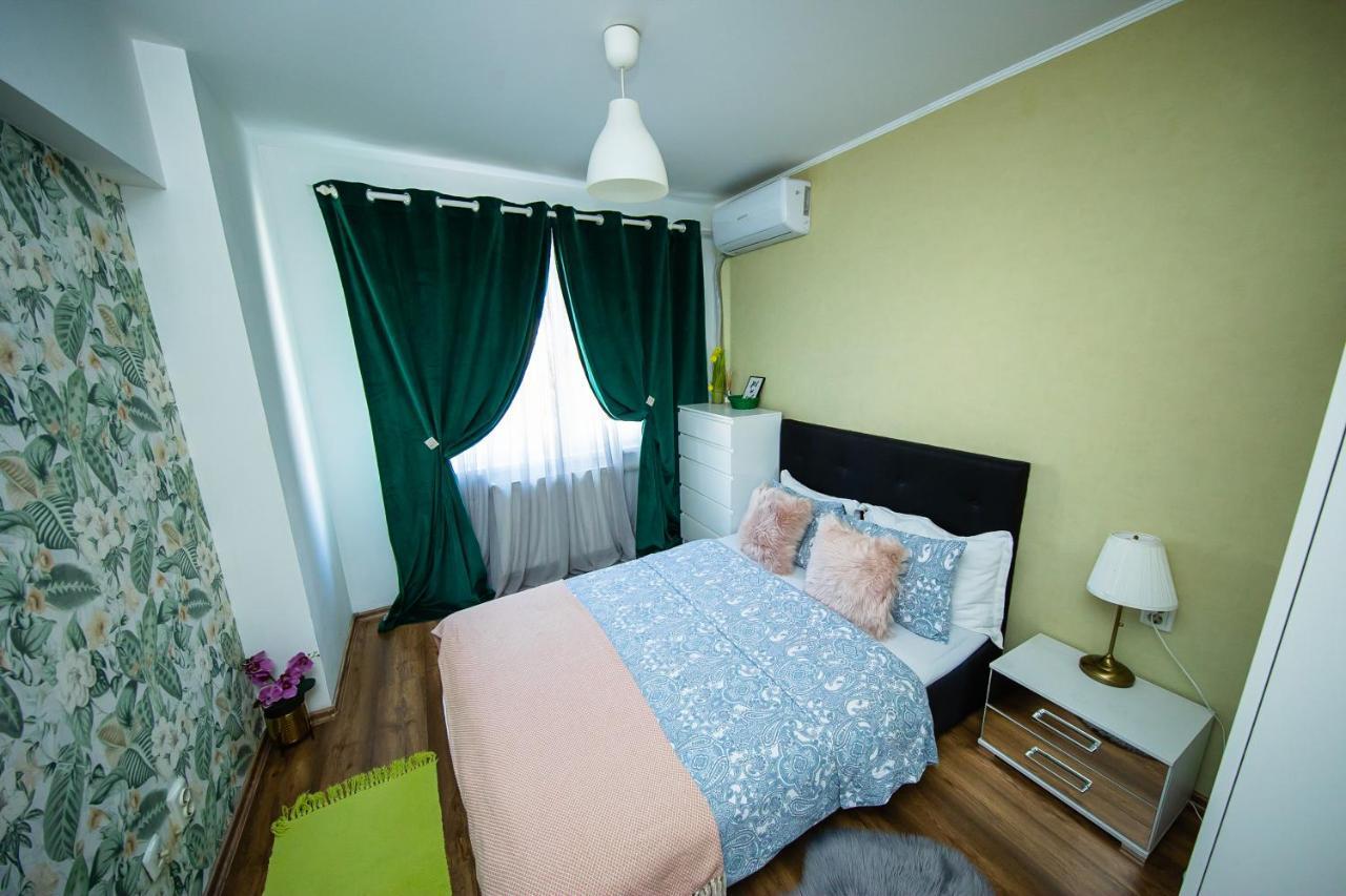 Smart Palas Apartament Iasi Exteriör bild