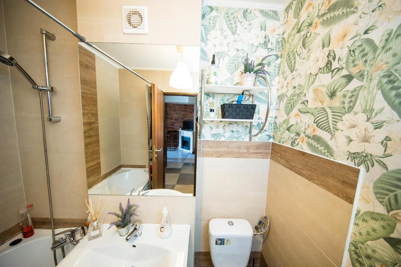 Smart Palas Apartament Iasi Exteriör bild